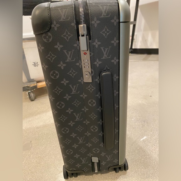 Louis Vuitton Luggage Navy and Gray. NEW, never used - Picture 1 of 2